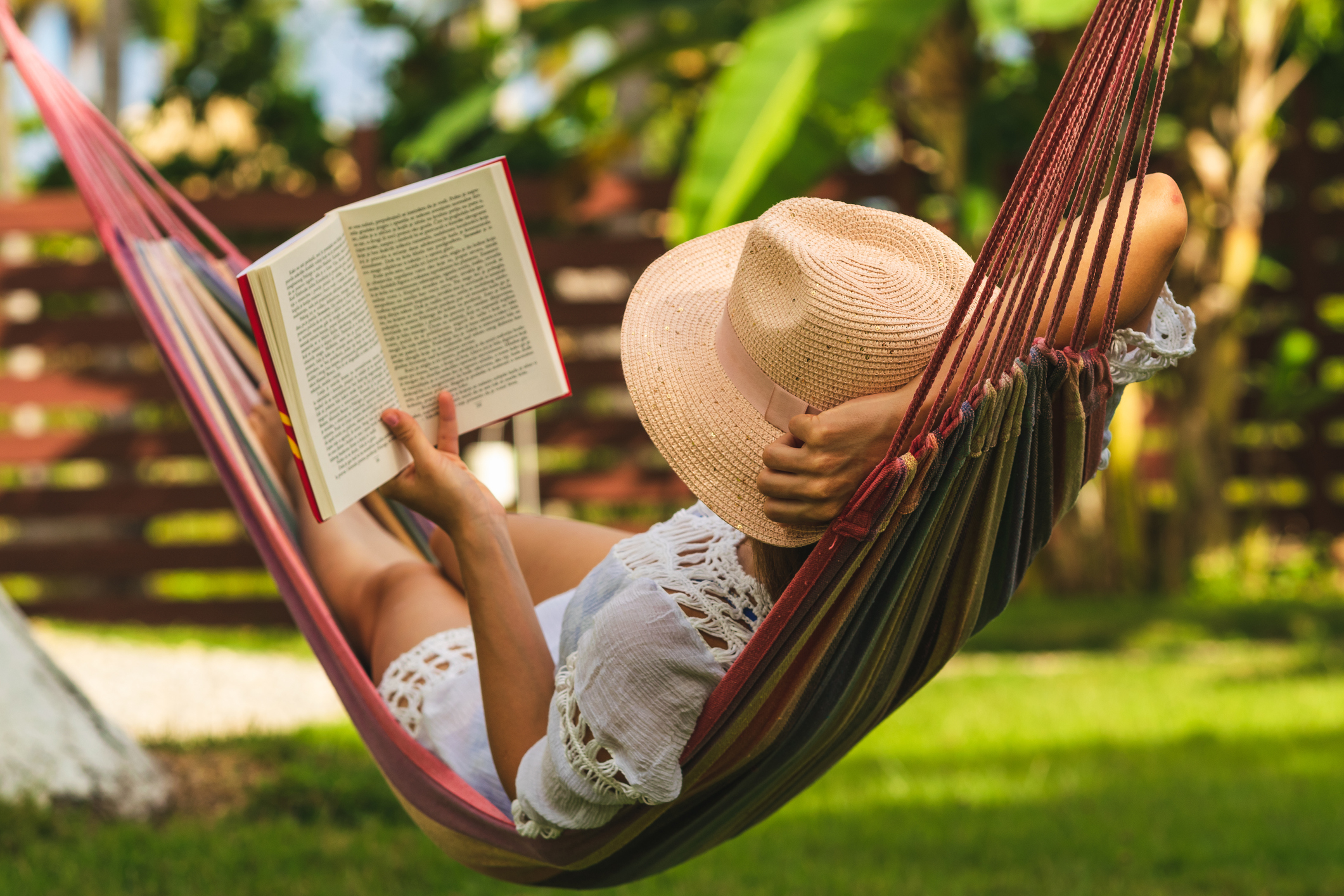 The sizzling hot summer continues: Top books as handpicked from our Rockgas Team